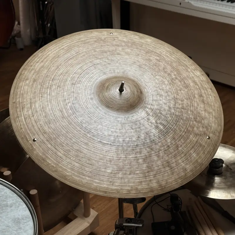 21" Ride №120 – studio view