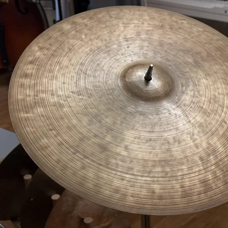 18¾" Crash Ride №142 – studio view